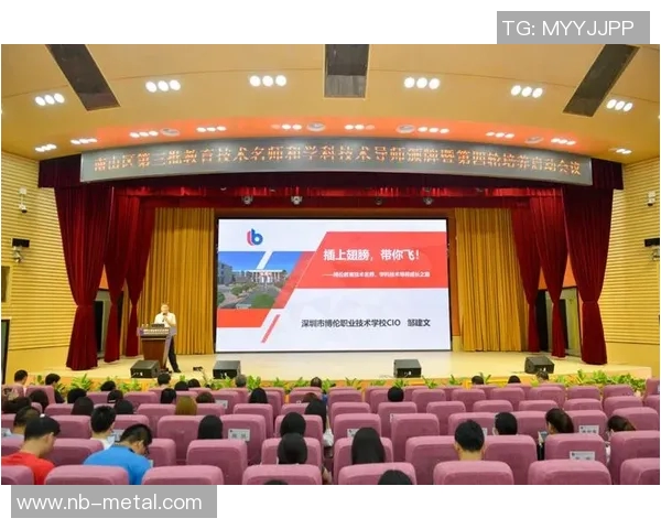 与张芳对话探讨她在英雄联盟中的职业生涯与成长之路